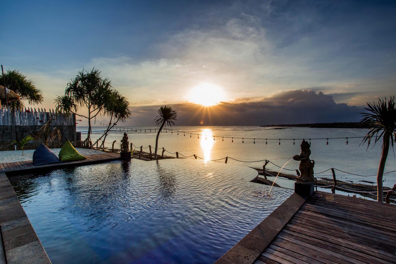 Nusa Veranda Sunset Villas & Restaurant Nusa Lembongan  Exterior photo